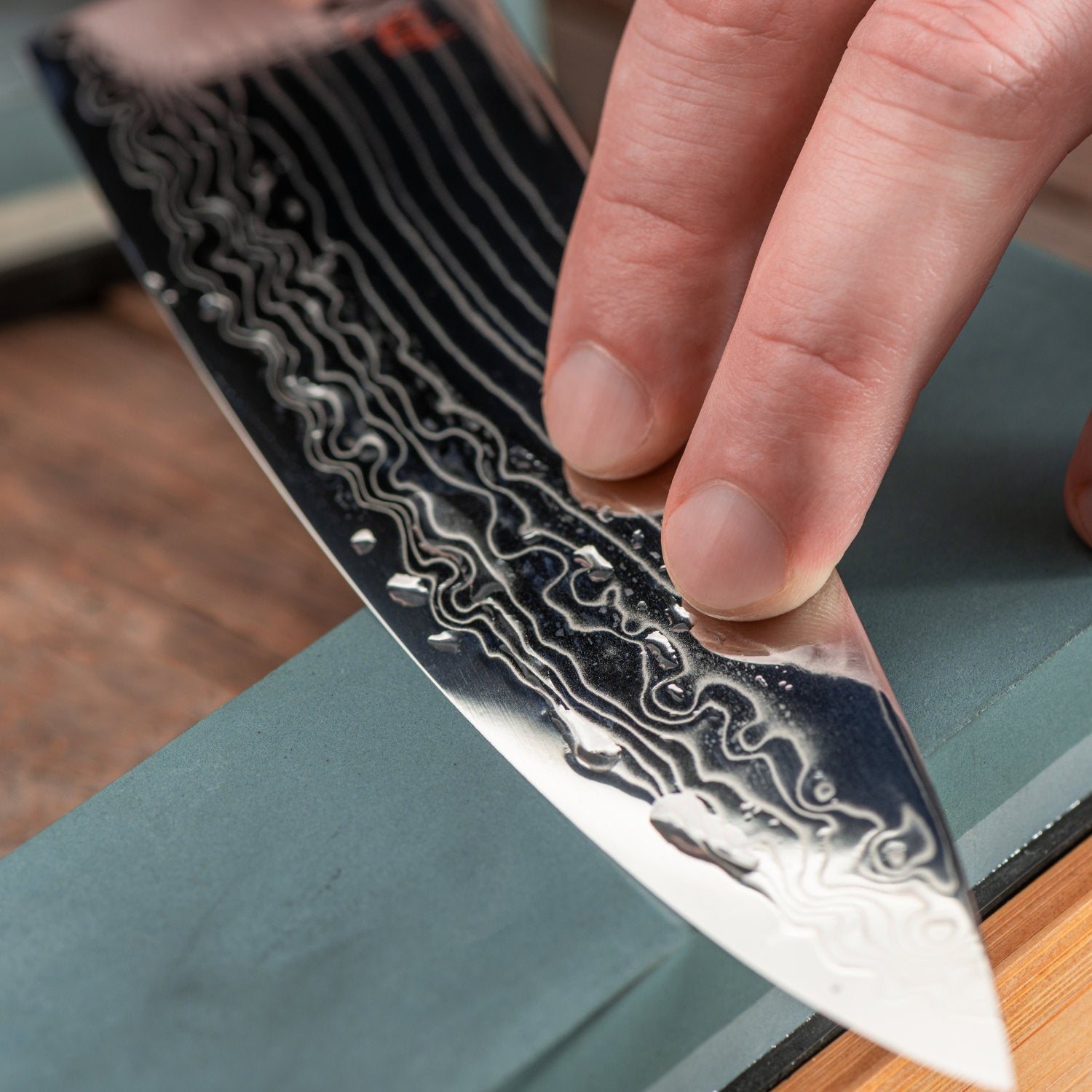 Don't Buy a Knife Sharpening Guide and Why 