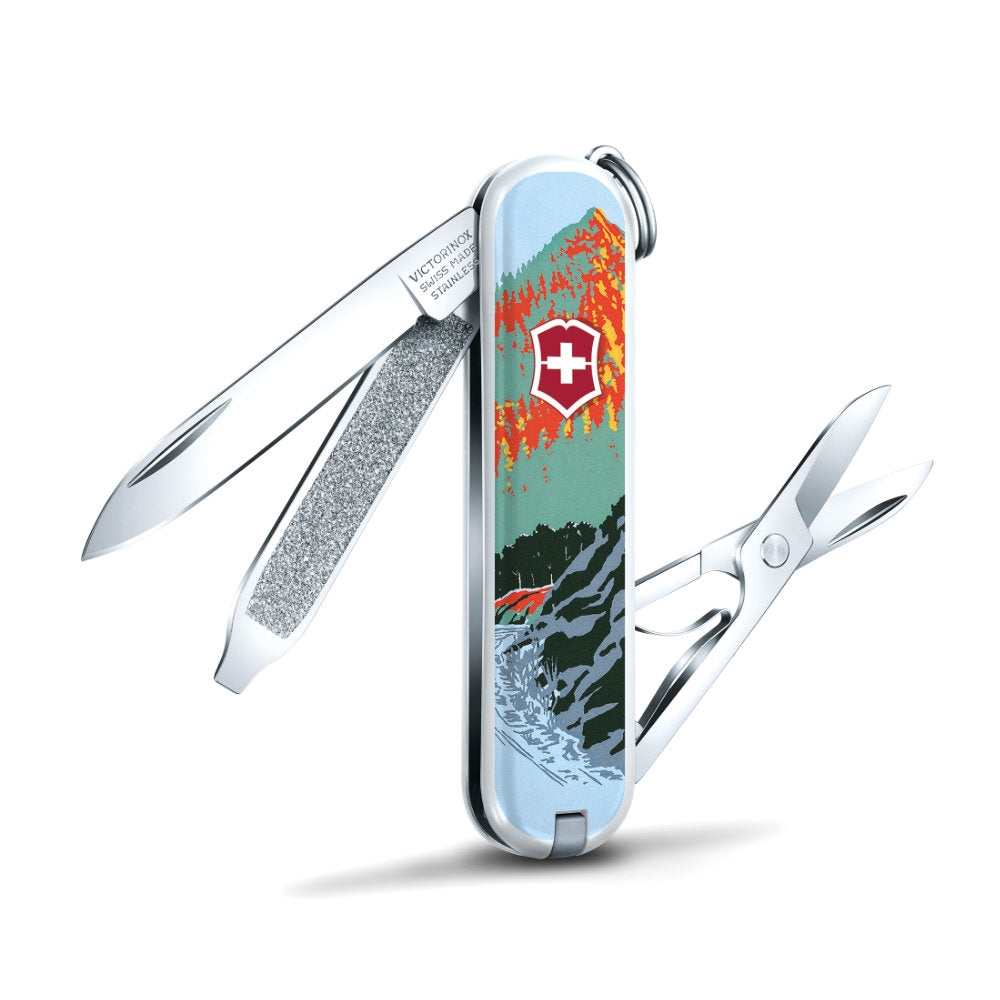 Victorinox Compact Swiss Army Knife (Red) - Smoky Mountain Knife Works
