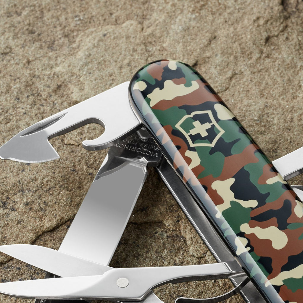 https://www.swissknifeshop.com/cdn/shop/collections/Camo-Collection-Swiss-Army-Knives_1024x1024.jpg?v=1570825325