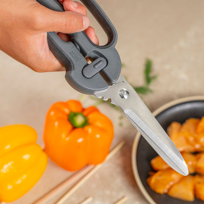 Kuhn Rikon Pro Kitchen Shears Plus with a Secure Grip