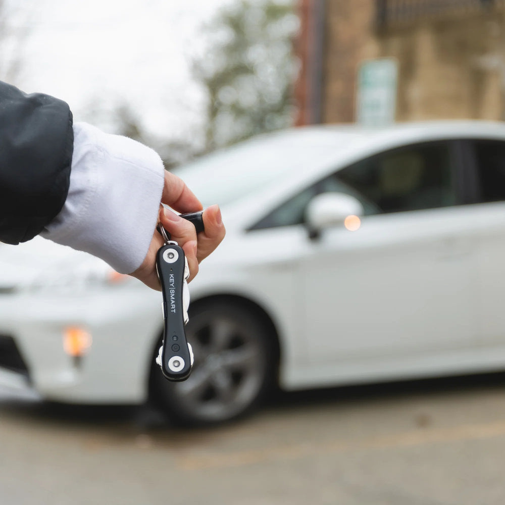 KeySmart iPro Compact Key Holder with Apple Find My App Location Easily Attaches to a Key Fob