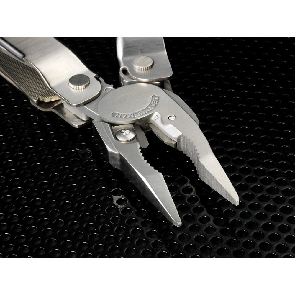 Leatherman Super Tool 300 Multi-Tool with Nylon Sheath